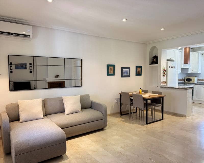 Villa/Maison de 3 chambres à louer à Los Dolses avec piscine garage - 1 500 € (Ref: 10145099)