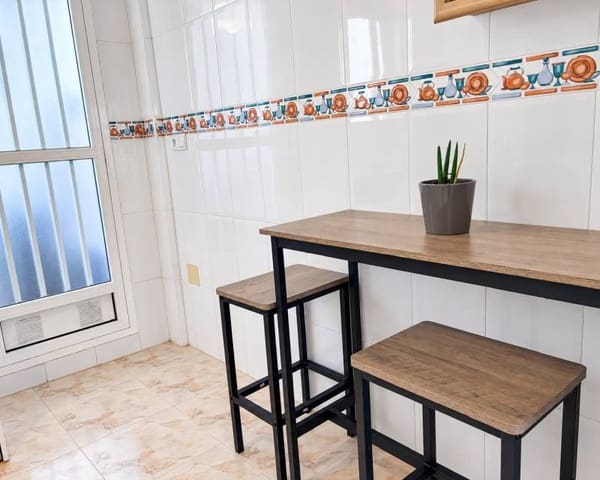 2 soveværelse Lejlighed til leje i Las Filipinas med swimmingpool garage - € 1.750 (Ref: 10145362)