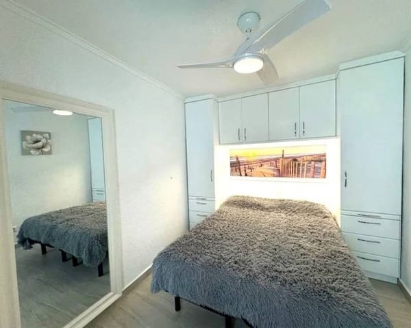 Ático de 2 habitaciones en Torre de la Horadada, Pilar de la Horadada en alquiler - 1.500 € (Ref: 10160334)