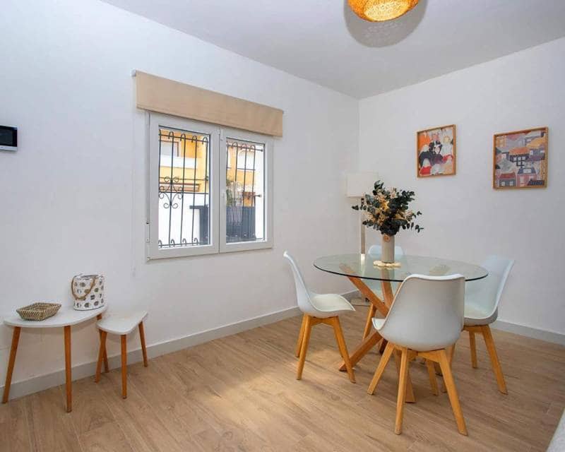 3 slaapkamer Villa te huur in Pilar de la Horadada met zwembad garage - € 1.350 (Ref: 10160335)