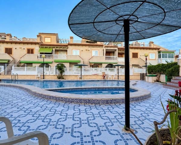 2 Zimmer Penthouse zu vermieten in El Moncayo, Guardamar del Segura mit Pool - 700 € (Ref: 10160554)