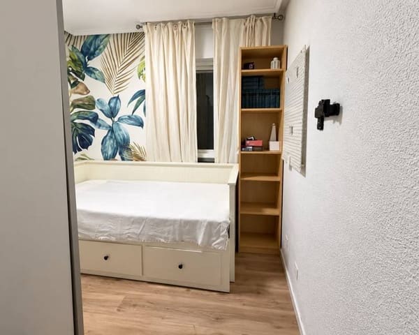 3 soveværelse Lejlighed til leje i Zona Pueblo, Guardamar del Segura - € 1.000 (Ref: 10160863)