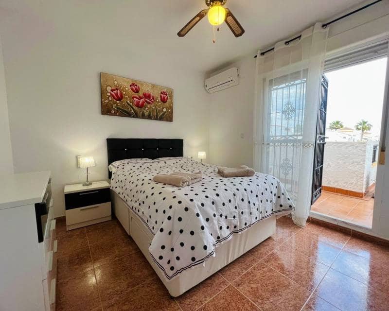 Villa/Maison Mitoyenne de 3 chambres à louer à Orihuela avec piscine garage - 1 350 € (Ref: 10166005)