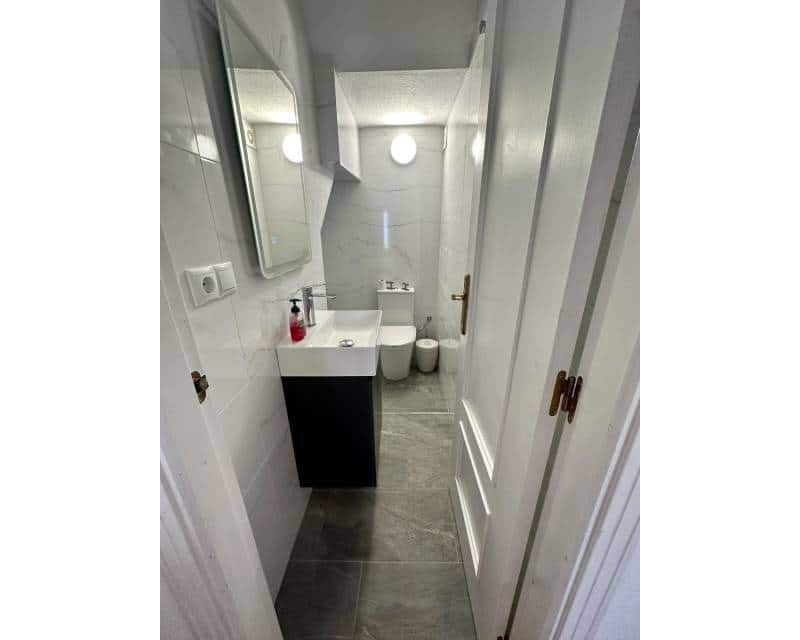 Villa/Maison Mitoyenne de 3 chambres à louer à Orihuela avec piscine garage - 1 350 € (Ref: 10166005)