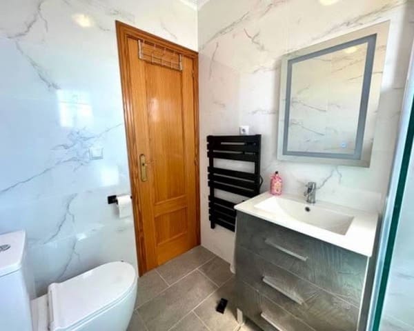 Villa/Maison Mitoyenne de 3 chambres à louer à Desamparados - Hurchillo - Torremendo, Orihuela - 1 350 € (Ref: 10166005)