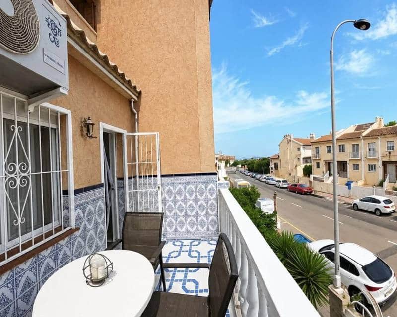 4 bedroom Terraced Villa for rent in Aguas Nuevas with pool garage - € 1,170 (Ref: 10167880)