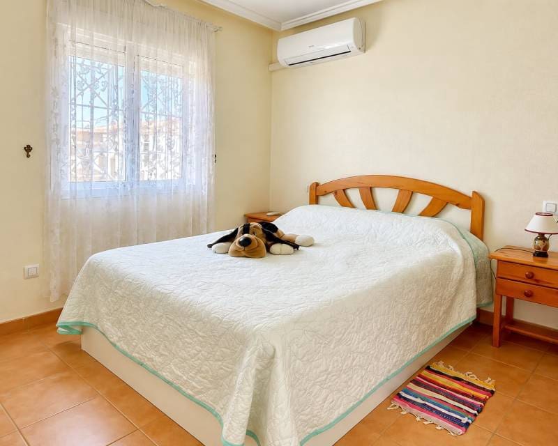4 bedroom Terraced Villa for holiday rental in Aguas Nuevas with pool garage - € 1,200 (Ref: 10167941)
