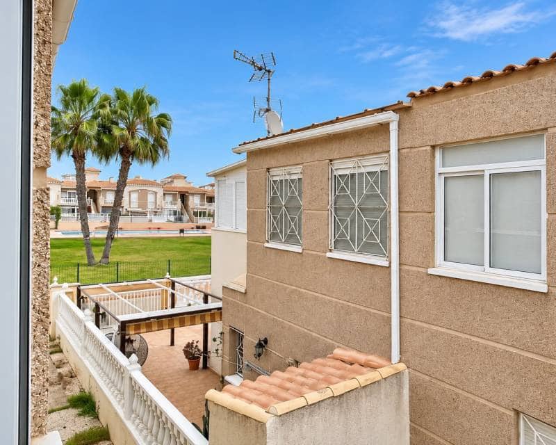 4 bedroom Terraced Villa for holiday rental in Aguas Nuevas with pool garage - € 1,200 (Ref: 10167941)