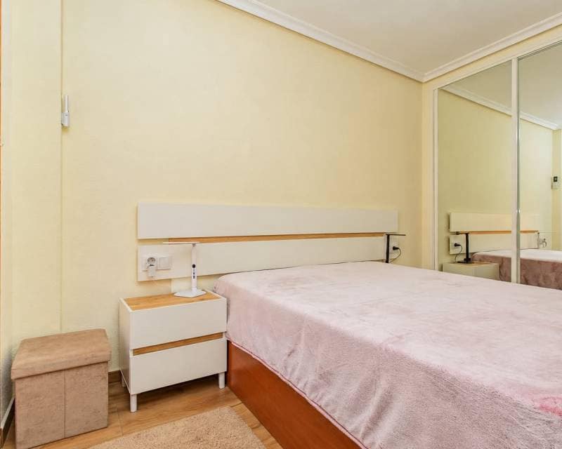 2 sypialnia Apartament do wynajęcia w La Mata z basenem garażem - 1 350 € (Ref: 10170410)