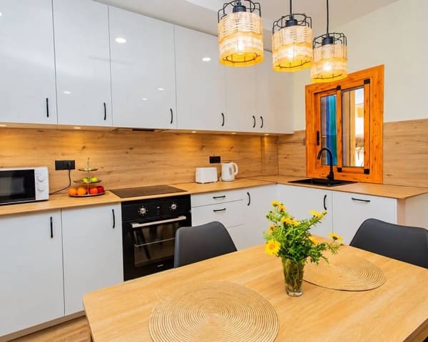 2 sypialnia Apartament do wynajęcia w Los Europeos, Torrevieja z basenem garażem - 1 350 € (Ref: 10170410)