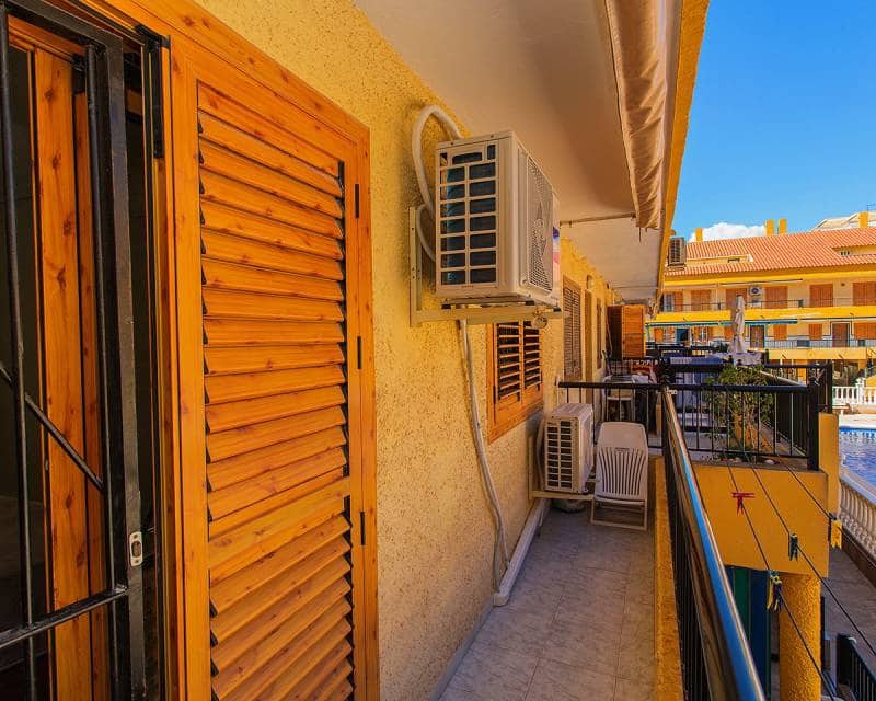 2 sypialnia Apartament do wynajęcia w La Mata z basenem garażem - 1 350 € (Ref: 10170410)