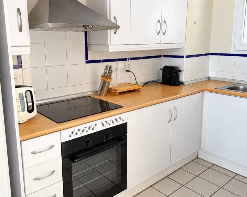 2 sovrum Lägenhet för semesterbostäder i Orihuela Costa med pool garage - 1 000 € (Ref: 10170411)