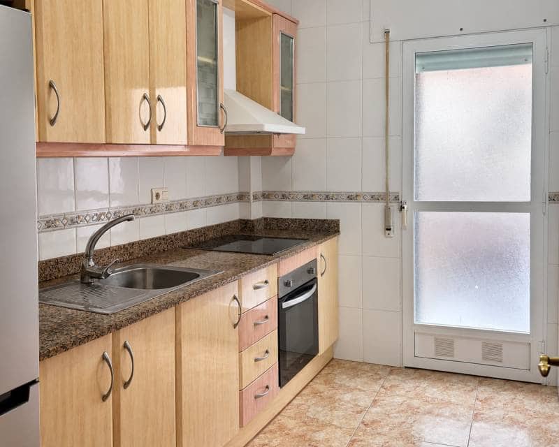 4 soverom Villa til salgs i Pilar de la Horadada med svømmebasseng garasje - € 1 400 (Ref: 10172416)