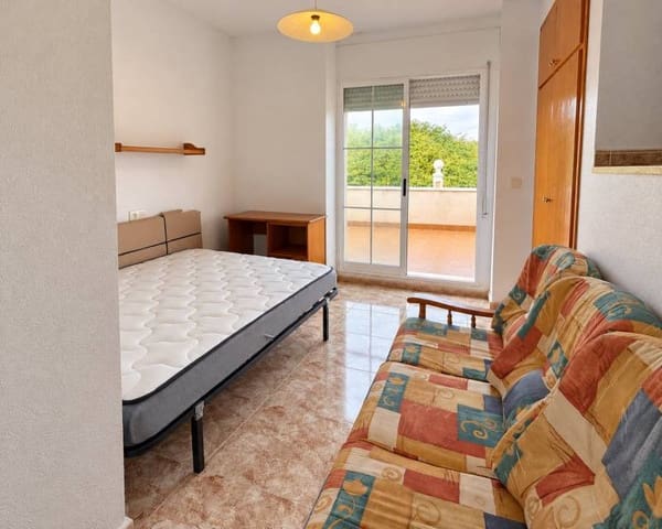   4 soveværelse   ferieVilla i Torre de la Horadada, Pilar de la Horadada med   swimmingpool  garage  - € 1.400 (Ref: 10172416)