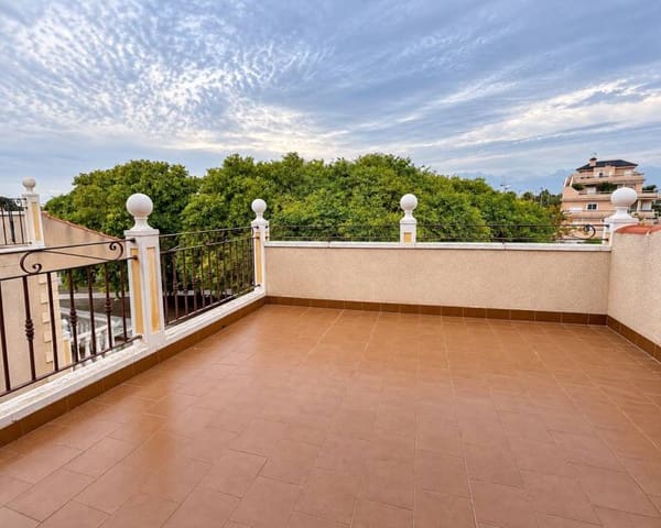   4 soveværelse   ferieVilla i Torre de la Horadada, Pilar de la Horadada med   swimmingpool  garage  - € 1.400 (Ref: 10172416)