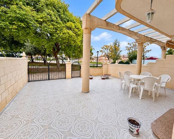   4 soveværelse   ferieVilla i Torre de la Horadada, Pilar de la Horadada med   swimmingpool  garage  - € 1.400 (Ref: 10172416)