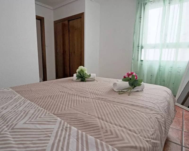 Apartamento Playa de 2 habitaciones en Santa Pola en alquiler - 950 € (Ref: 10172417)