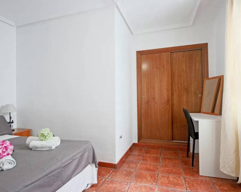 Apartamento Playa de 2 habitaciones en Santa Pola en alquiler - 950 € (Ref: 10172417)