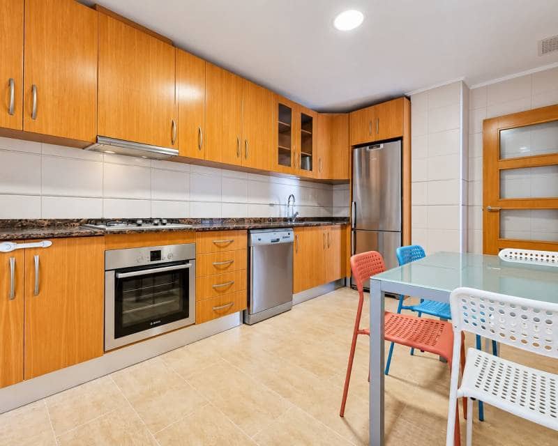 3 sypialnia Apartament do wynajęcia w Orihuela z garażem - 1 000 € (Ref: 10174821)