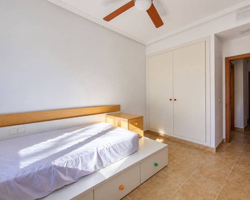 3 sypialnia Apartament do wynajęcia w Orihuela z garażem - 1 000 € (Ref: 10174821)