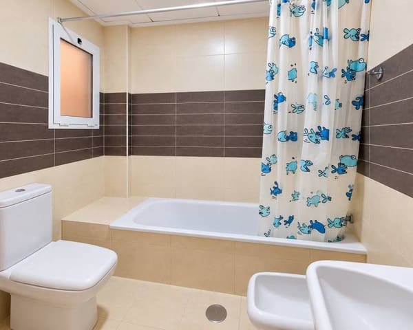 3 sypialnia Apartament do wynajęcia w Orihuela ciudad, Orihuela z garażem - 1 000 € (Ref: 10174821)