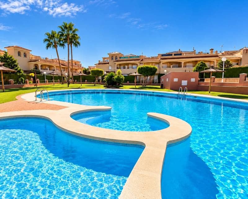 2 quarto Moradia para arrendar em Pilar de la Horadada com piscina garagem - 1 500 € (Ref: 10183044)