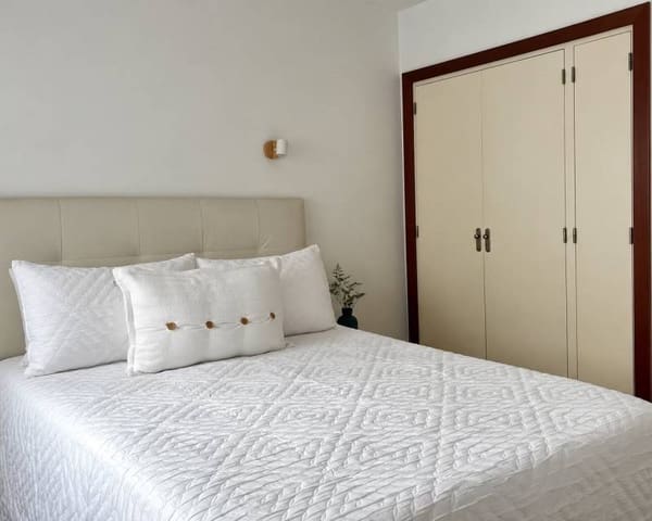 3 bedroom Apartment for rent in Centro ciudad, Javea / Xàbia - € 1,100 (Ref: 10185863)
