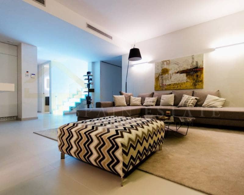 4 slaapkamer Villa te koop in Campoamor met zwembad - € 1.050.000 (Ref: 4567207)