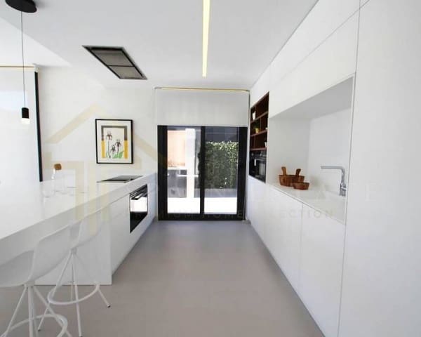 4 slaapkamer Villa te koop in Dehesa de Campoamor, Orihuela met zwembad - € 1.050.000 (Ref: 4567207)