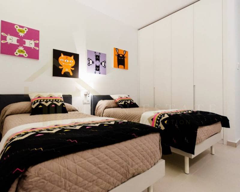 4 slaapkamer Villa te koop in Campoamor met zwembad - € 1.050.000 (Ref: 4567207)