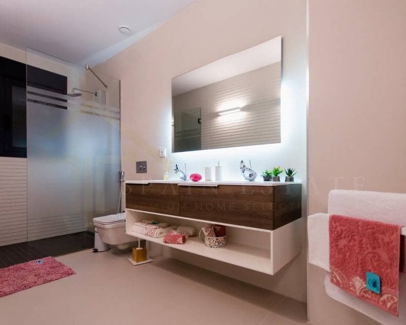 4 slaapkamer Villa te koop in Campoamor met zwembad - € 1.050.000 (Ref: 4567207)