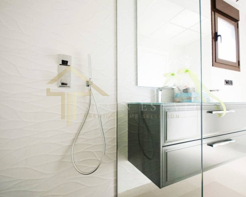 3 soveværelse Villa til salg i Campoamor med swimmingpool - € 1.050.000 (Ref: 4890008)