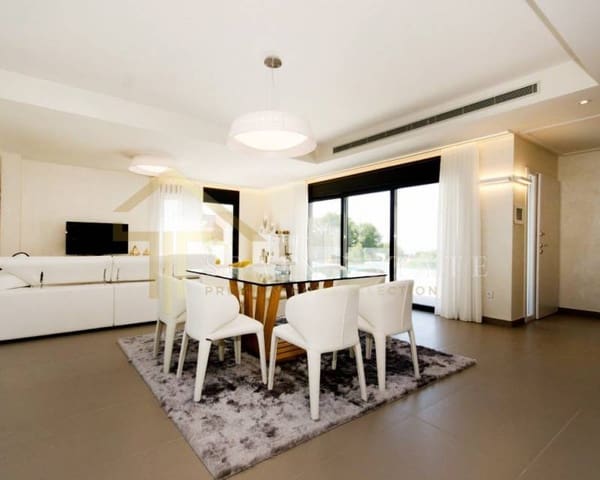 3 soveværelse Villa til salg i Campoamor, Orihuela med swimmingpool - € 1.050.000 (Ref: 4890008)