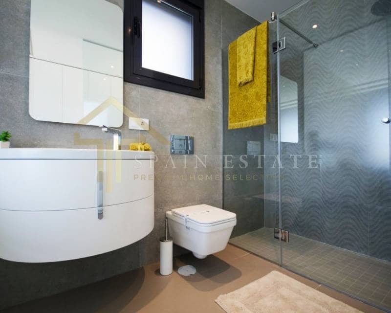 3 soveværelse Villa til salg i Campoamor med swimmingpool - € 1.050.000 (Ref: 4890008)