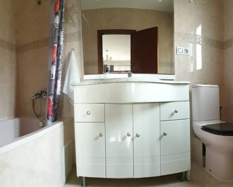 6 bedroom Villa for sale in Orihuela Costa with pool - € 450,000 (Ref: 6332858)