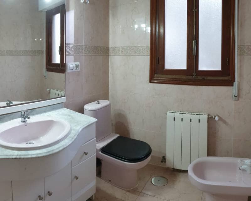 6 bedroom Villa for sale in Orihuela Costa with pool - € 450,000 (Ref: 6332858)