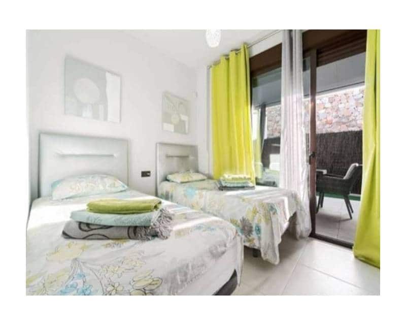 2 makuuhuone Huvila lomavuokrausta paikassa Orihuela Costa mukana uima-altaan - 1 100 € (Ref: 6337771)