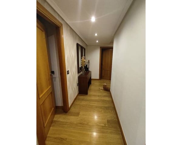 4 slaapkamer Appartement te koop in Centro, Torrevieja met garage - € 360.000 (Ref: 6347762)