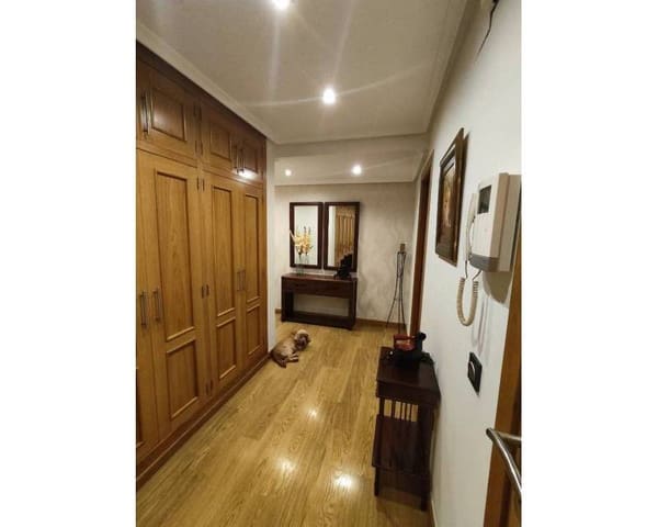 4 slaapkamer Appartement te koop in Centro, Torrevieja met garage - € 360.000 (Ref: 6347762)