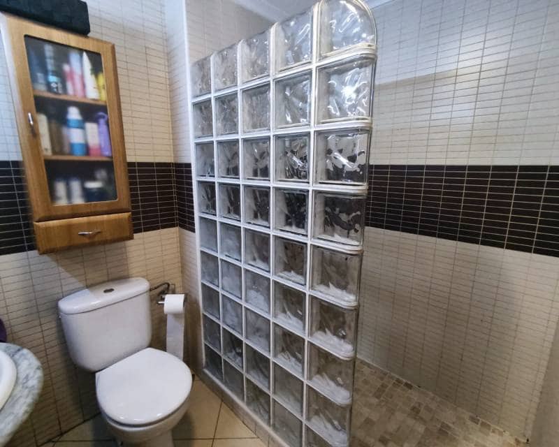 4 slaapkamer Appartement te koop in Torrevieja met garage - € 360.000 (Ref: 6347762)