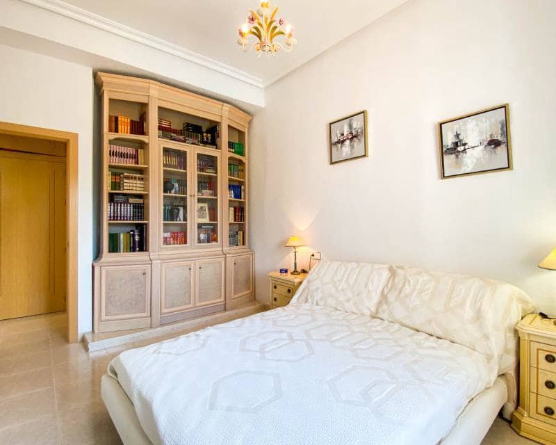 4 soveværelse Villa til salg i Ciudad Quesada med swimmingpool garage - € 840.000 (Ref: 6904379)