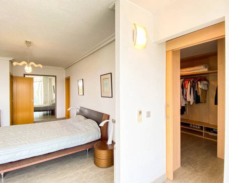 4 soveværelse Villa til salg i Ciudad Quesada med swimmingpool garage - € 840.000 (Ref: 6904379)