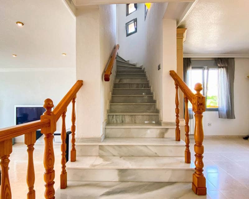 4 soveværelse Villa til salg i Ciudad Quesada med swimmingpool garage - € 840.000 (Ref: 6904379)