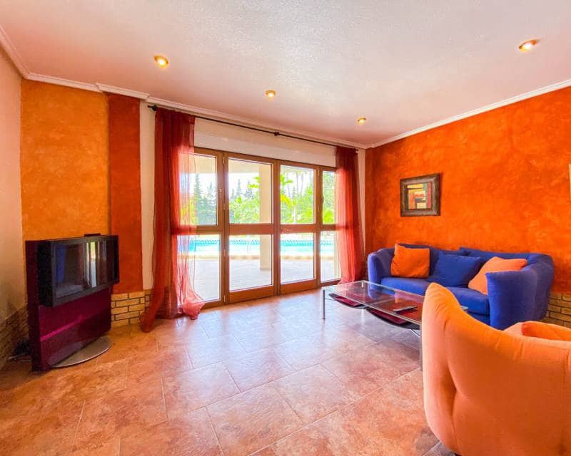 4 soveværelse Villa til salg i Ciudad Quesada med swimmingpool garage - € 840.000 (Ref: 6904379)