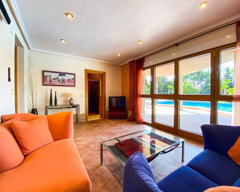 4 soveværelse Villa til salg i Ciudad Quesada med swimmingpool garage - € 840.000 (Ref: 6904379)