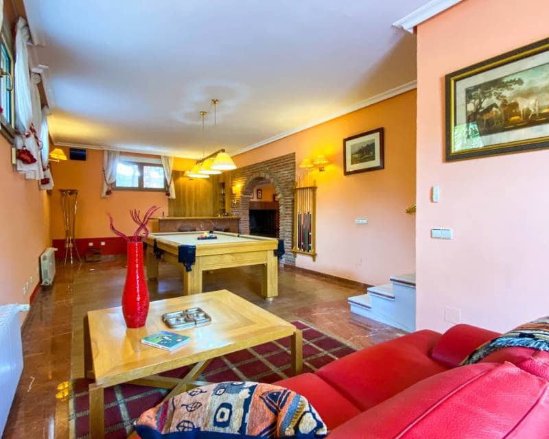 4 soveværelse Villa til salg i Ciudad Quesada med swimmingpool garage - € 840.000 (Ref: 6904379)