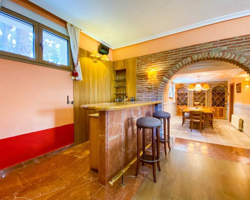 4 soveværelse Villa til salg i Ciudad Quesada med swimmingpool garage - € 840.000 (Ref: 6904379)