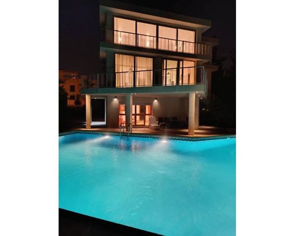 4 soveværelse Villa til salg i Ciudad Quesada, Rojales med swimmingpool garage - € 840.000 (Ref: 6904379)