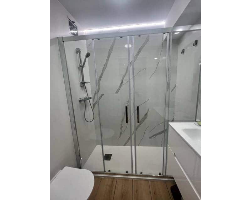 3 slaapkamer Appartement te huur in Torrevieja - € 1.250 (Ref: 6916767)