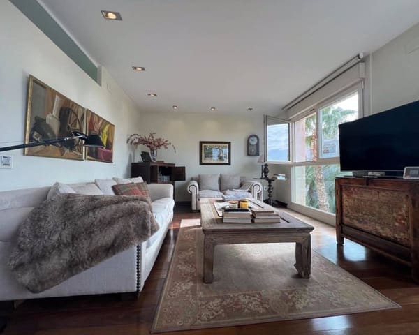 2 quarto Apartamento para arrendar em Centro - Muelle Pesquero, Torrevieja com garagem - 1 200 € (Ref: 6999516)